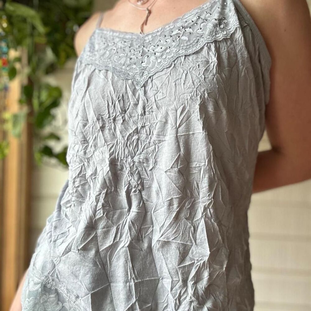VTG Maurices Y2K Crinkle Lace Trim Cami Top Gray Blue Fairycore Coquette XL